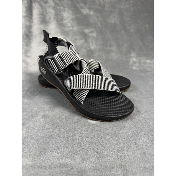 NEW! Chaco Z Cloud Sandals Women’s Size 8 Black White Strap Adjustable Hiking - Picture 1 of 8